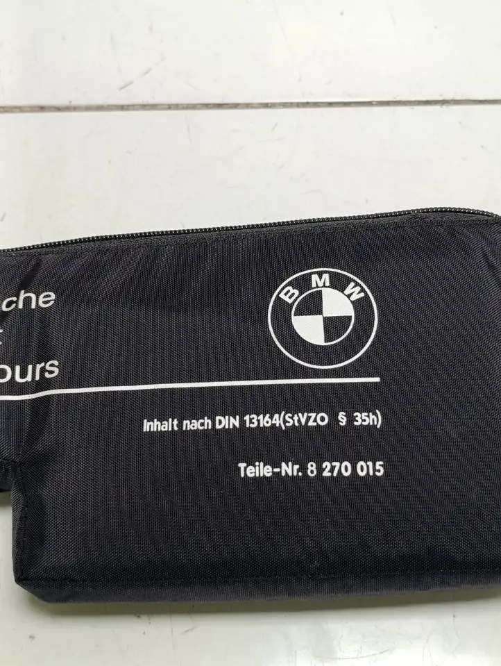 BMW 5 F10 F11 (2009 - 2016) 8270015 Автомобильная аптечка — фото 5