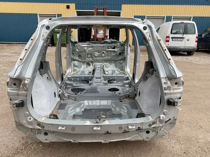 Mitsubishi Outlander IV (2021 - ) Кузов — фото 4
