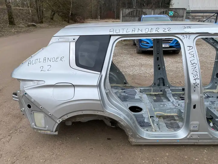 Mitsubishi Outlander IV (2021 - ) Кузов — фото 8