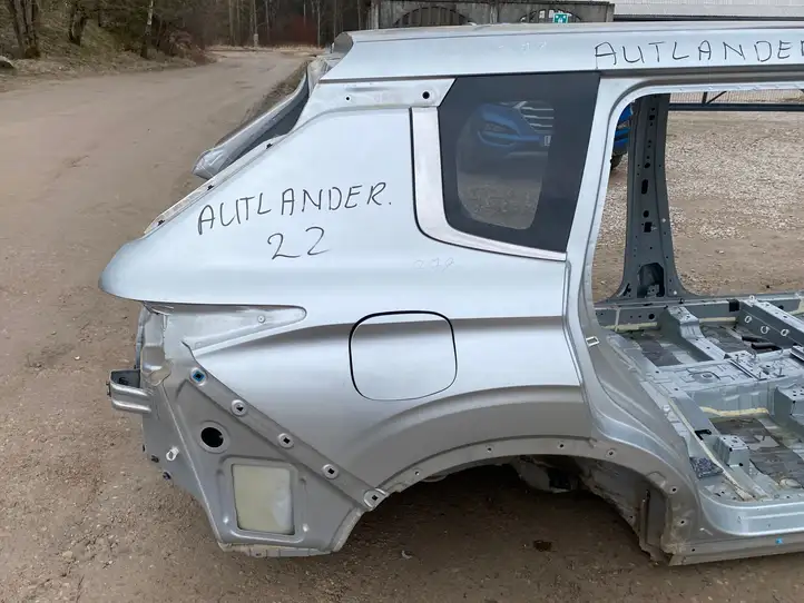 Mitsubishi Outlander IV (2021 - ) Кузов — фото 10