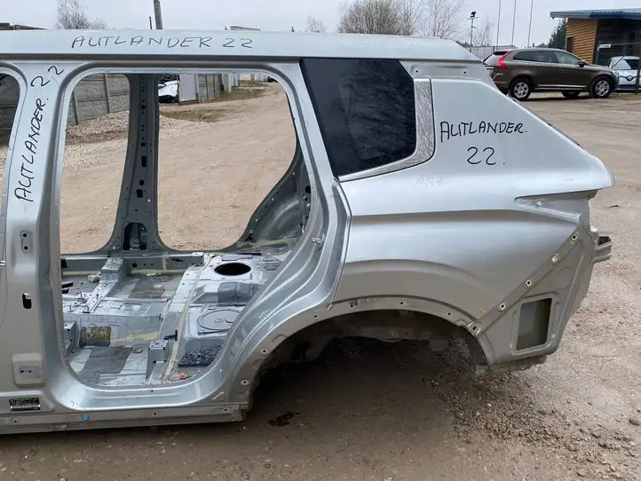 Mitsubishi Outlander IV (2021 - ) Кузов — фото 13