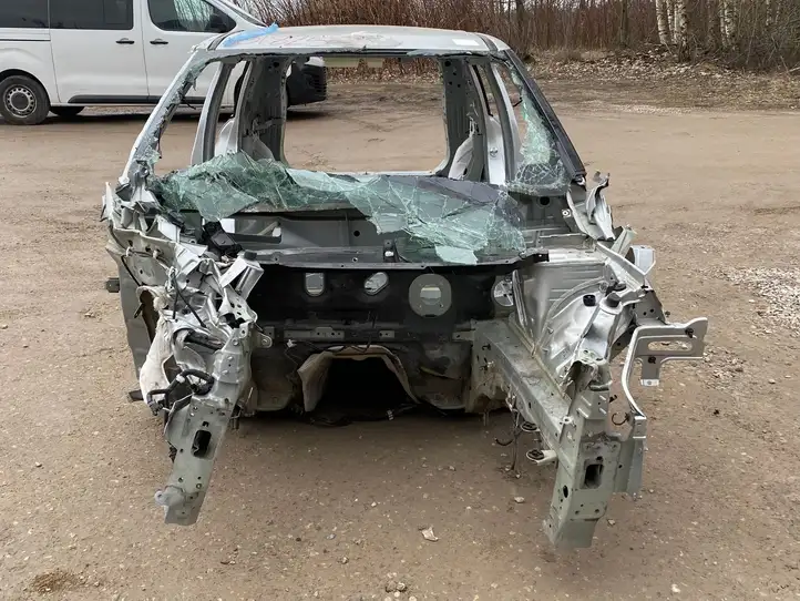 Mitsubishi Outlander IV (2021 - ) Кузов — фото 14