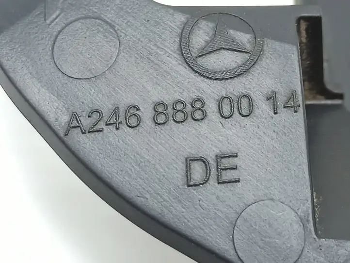 Mercedes-Benz A W176 (2012 - 2018) A2468800014 Кронштейн радара Distronic — фото 6
