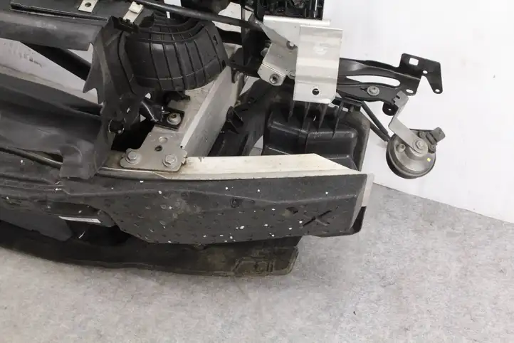 BMW 3 F30 F35 F31 (2012 - 2018) 7255413 Кронштейн панели радиатора — фото 8