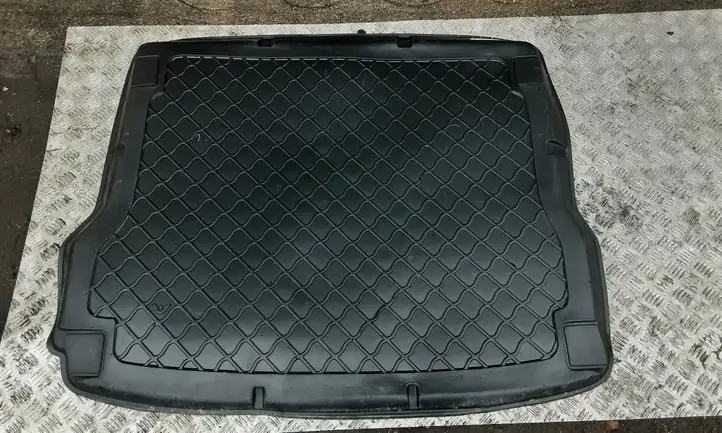 Audi Q5 SQ5 (2008 - 2012) GUA192983 Резиновый коврик багажника — фото 3