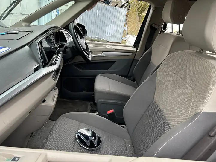 Volkswagen Multivan T7 (2021 - ) Комплект салона — фото 12