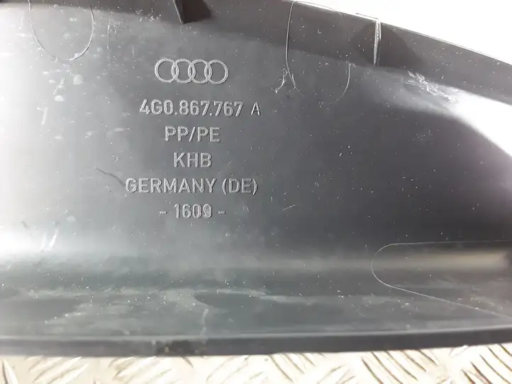 Audi A6 C7 (2011 - 2014) 4G0867767 Нижняя боковая отделка заднего сиденья — фото 2