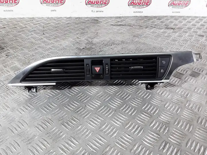 Audi A6 C7 (2011 - 2014) 4G0941509 Центральный воздушный дефлектор — фото 1