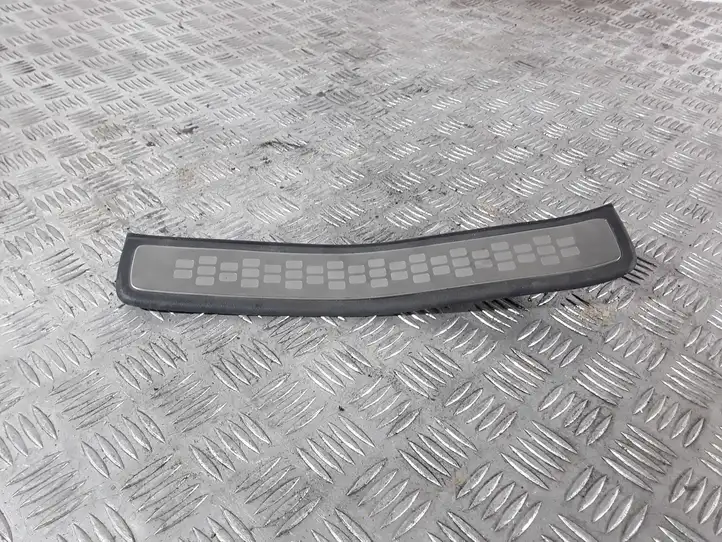 Honda CR-V (2006 - 2009) 84212SWAA012M1 Внутренняя отделка заднего порога — фото 1