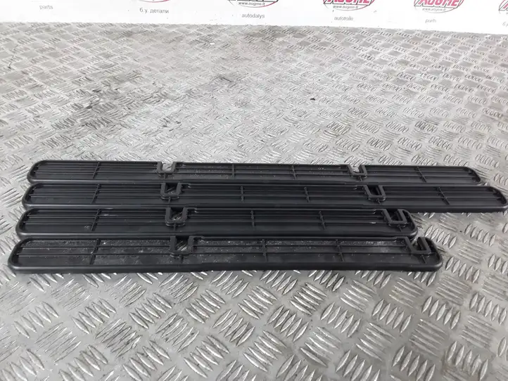 BMW X1 E84 (2009 - 2015) 51472991339 Прочая отделка багажника — фото 1