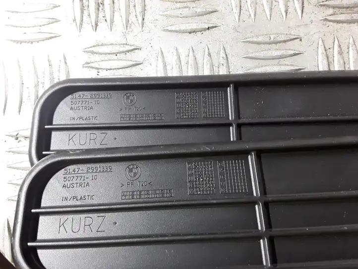 BMW X1 E84 (2009 - 2015) 51472991339 Прочая отделка багажника — фото 3