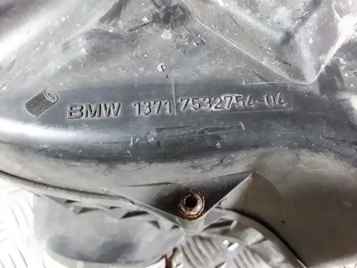 BMW 3 E90 E91 (2005 - 2012) 13717532754 Корпус воздушного фильтра — фото 3
