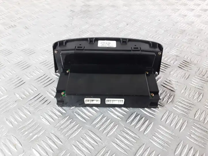 Toyota Avensis T250 (2003 - 2006) 5590005160 Блок управления климат-контролем — фото 4