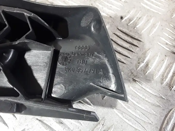 Audi A4 S4 B8 8K (2007 - 2011) 8K0857791A Накладка ремня безопасности — фото 3