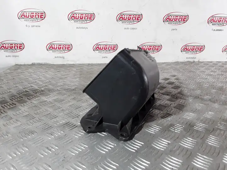 Audi A4 S4 B8 8K (2007 - 2011) 8K1819904 Детали воздухозаборника — фото 2
