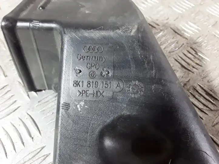 Audi A4 S4 B8 8K (2007 - 2011) 8K1819151A Детали воздухозаборника — фото 2