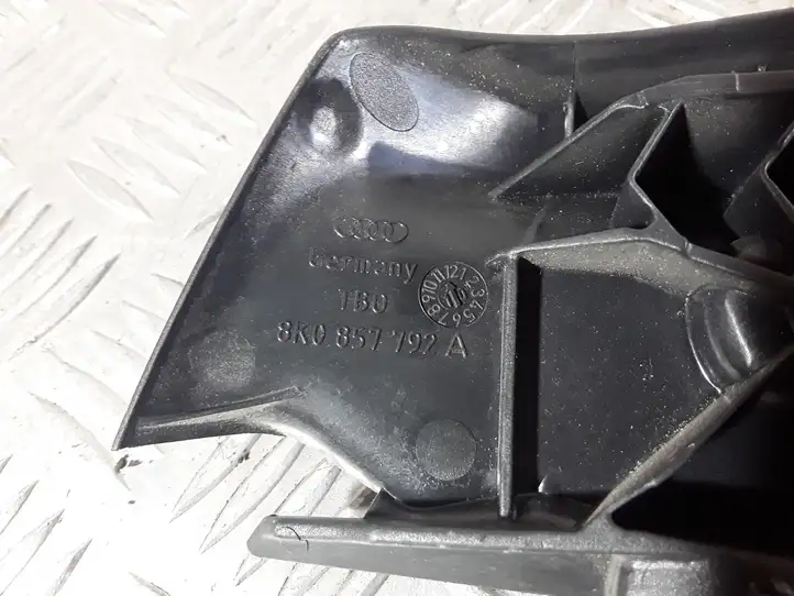 Audi A4 S4 B8 8K (2007 - 2011) 8K0857792A Накладка ремня безопасности — фото 3
