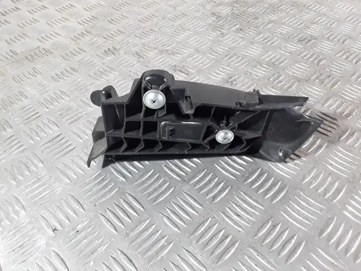 Audi A4 S4 B8 8K (2007 - 2011) 8K0857792A Накладка ремня безопасности — фото 4