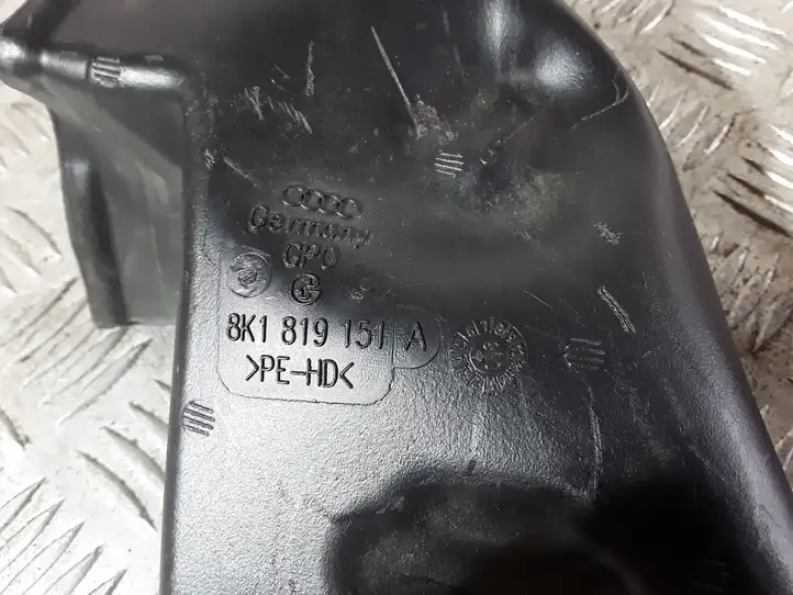 Audi A4 S4 B8 8K (2007 - 2011) 8K1819151A Детали воздухозаборника — фото 2