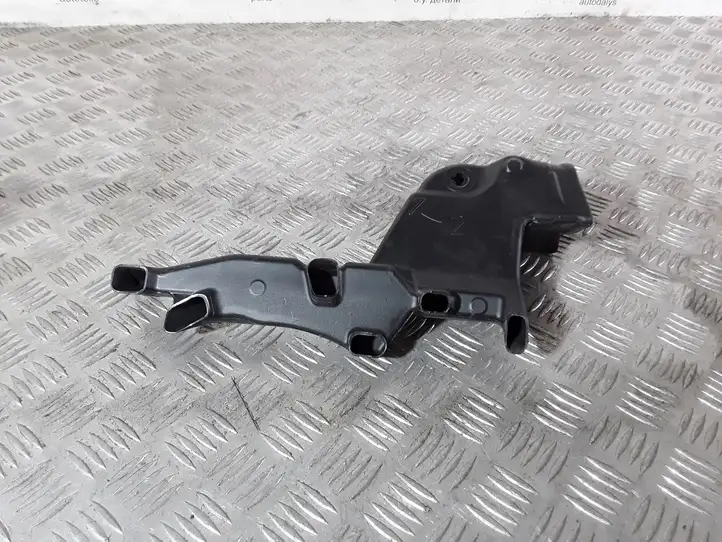 Audi A4 S4 B8 8K (2007 - 2011) 8K1819151A Детали воздухозаборника — фото 4