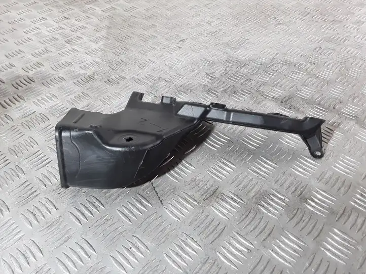 Audi A4 S4 B8 8K (2007 - 2011) 8K1819151A Детали воздухозаборника — фото 5