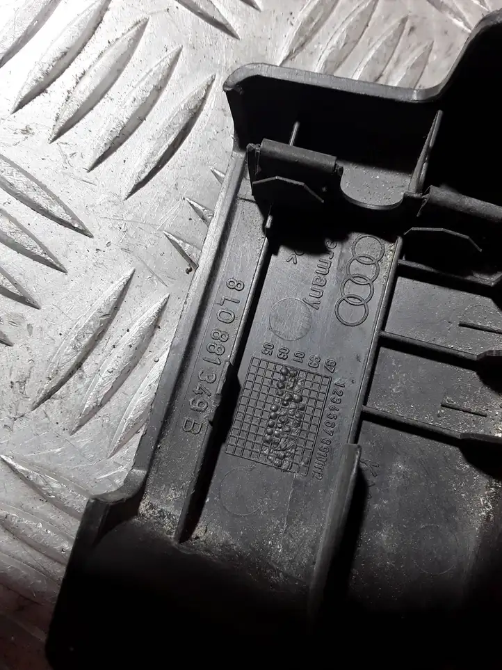 Audi A6 S6 C5 4B (1997 - 2001) 8L0881349B Ручка регулировки сиденья — фото 3