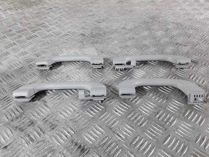 BMW 3 E90 E91 (2005 - 2012) 7033659 Потолочная ручка передняя — фото 5