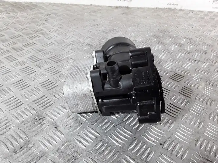 Audi Q5 SQ5 (2008 - 2012) 03L117021C Радиатор масла двигателя — фото 4