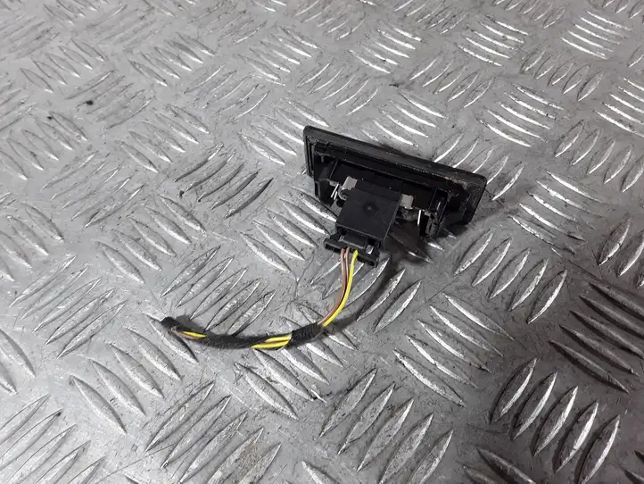 Audi A4 S4 B8 8K (2007 - 2011) 8T0943021 Подсветка номера — фото 3