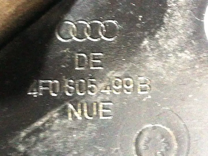 Audi A6 S6 C6 4F (2004 - 2008) 4F0805499B Кронштейн панели радиатора — фото 3