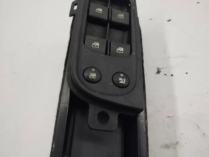 Maserati Quattroporte (2008 - 2012) 11486 Кнопка стеклоподъемников — фото 4