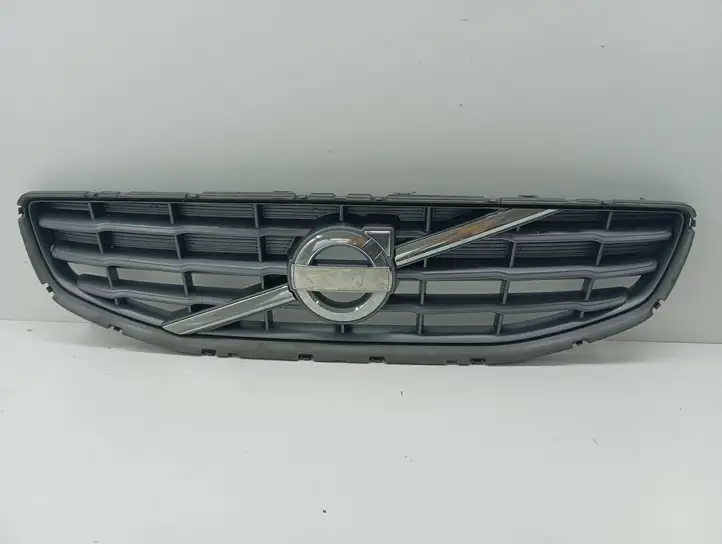 Volvo S60 (2010 - 2013) 31333692 Верхняя решетка радиатора — фото 1