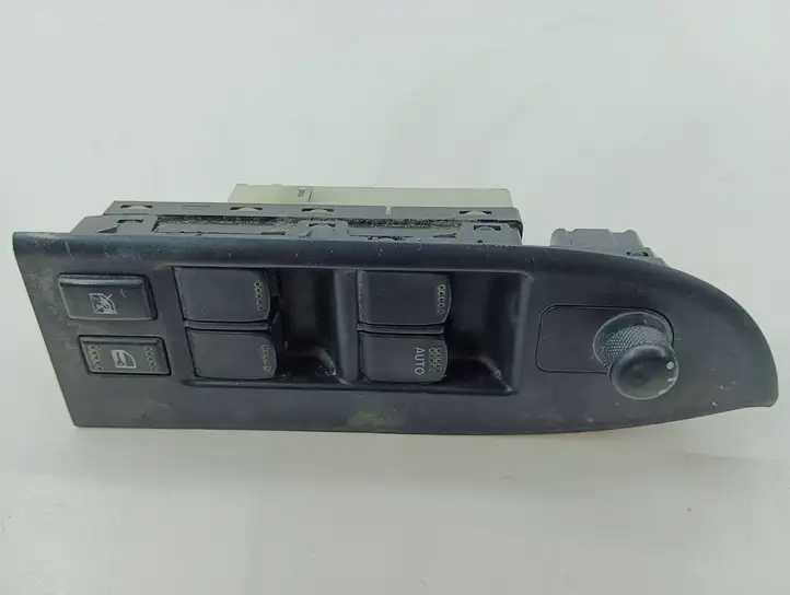 Suzuki Grand Vitara II (2005 - 2008) 65J05PK Блок кнопок стеклоподъемников — фото 2