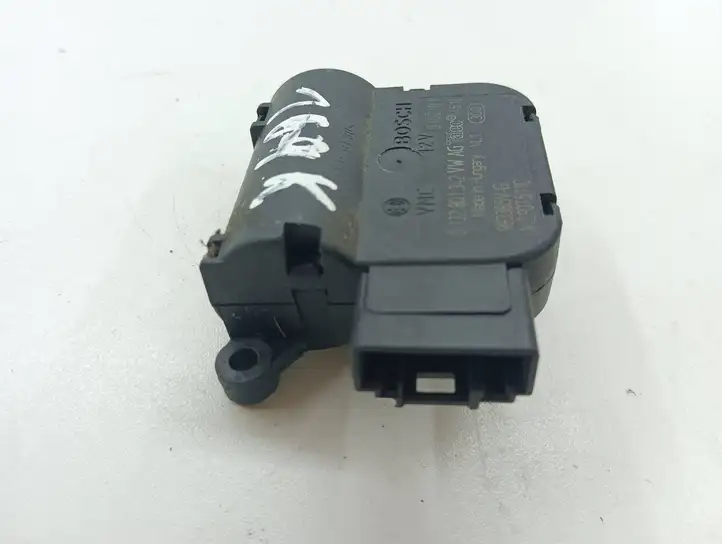 Volkswagen PASSAT B6 (2005 - 2010) 0132801392 Двигатель задвижки потока воздуха — фото 3
