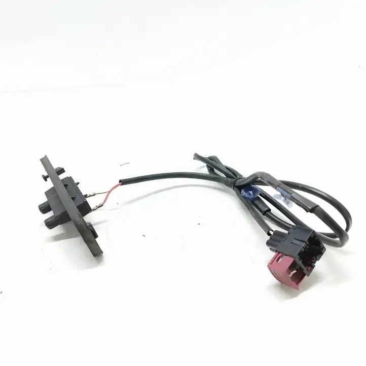 Renault Trafic II (X83) (2002 - 2014) 8200139743 Контакт двери — фото 4