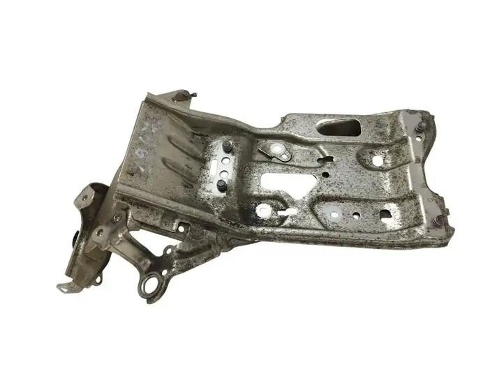 Toyota Yaris (2012 - 2014) Кронштейн аккумулятора гибридного автомобиля — фото 1