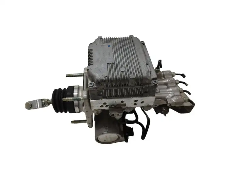 Toyota Yaris (2012 - 2014) 4727047030 Вакуумный усилитель тормозов — фото 1