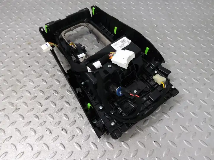 Kia Ceed (2018 - 2021) 84650J7670FHV Ящик центральной консоли — фото 9