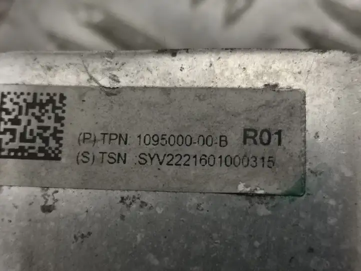 Tesla Model X (2015 - 2021) 1095000-00-F-R04 Высоковольтный распределительный блок — фото 3