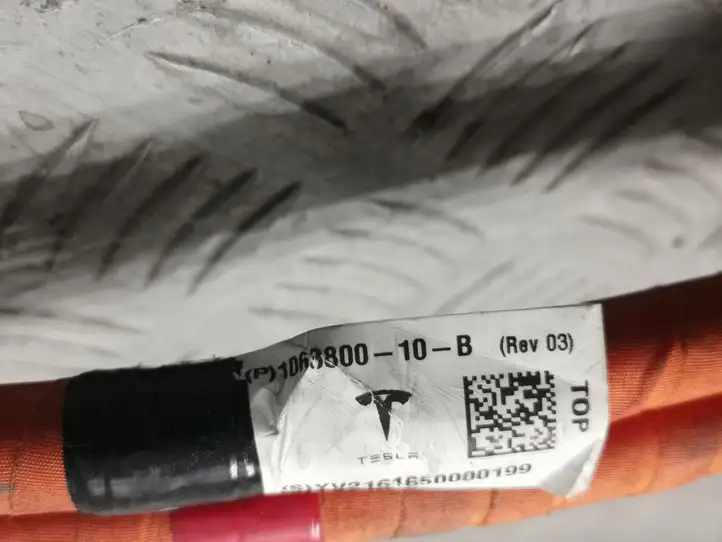 Tesla Model X (2015 - 2021) 1095000-00-F-R04 Высоковольтный распределительный блок — фото 5