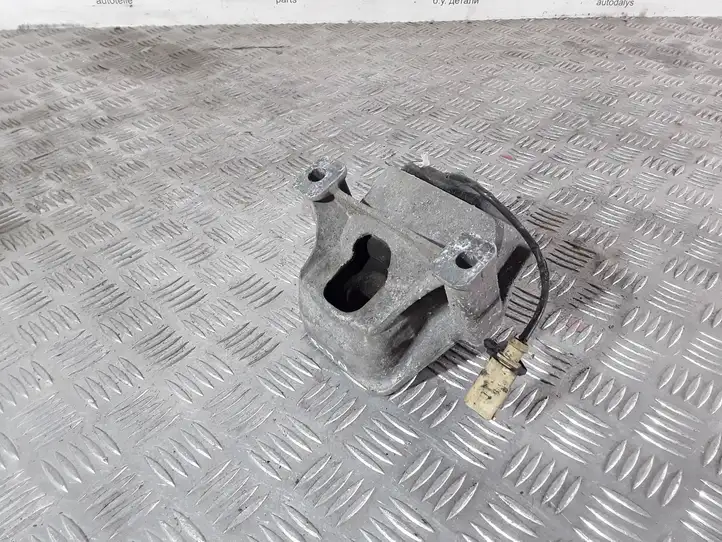 Audi A4 S4 B8 8K (2011 - 2015) 782516141206 Опора двигателя — фото 5