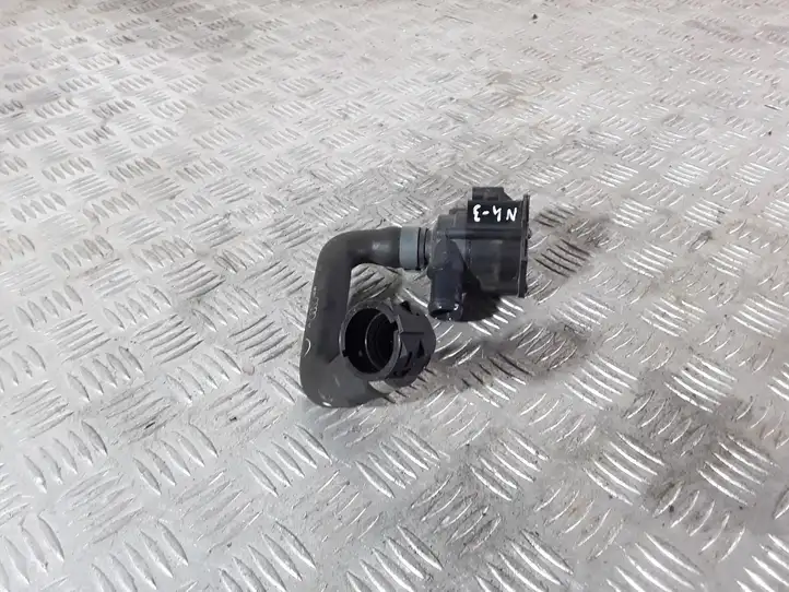 Audi A4 S4 B8 8K (2011 - 2015) 8K0819342J Электроциркуляционный насос — фото 4