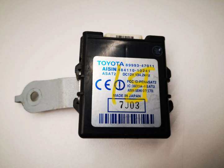 Toyota Prius (XW20) (2003 - 2009)  8999347011 Блок управления крышки багажника
