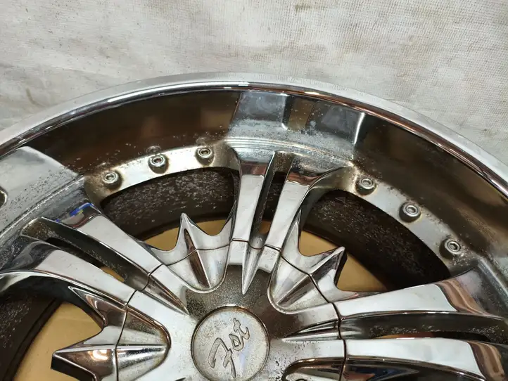Lincoln Navigator (1997 - 2002) Легкосплавный колесный диск R23 — фото 17
