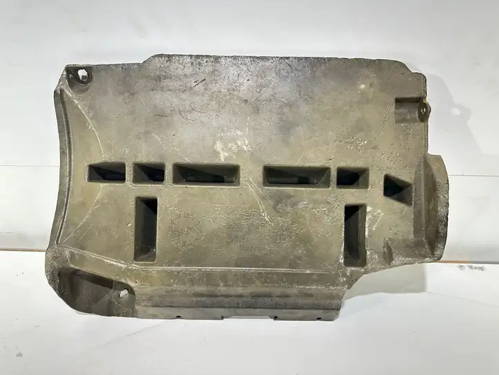 Smart ForTwo I (2000 - 2007) 0001367V008 Крышка ящика аккумулятора — фото 2