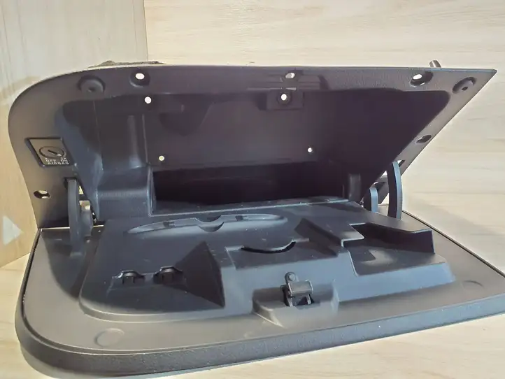 Seat Ibiza IV (6J,6P) (2008 - 2017) 6J1857103E Бардачок в сборе — фото 4