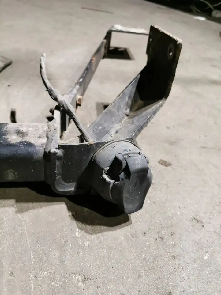 Opel Movano A (1998 - 2010) 7700353731 Комплект буксировочного крюка — фото 4