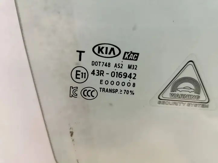 Kia Picanto (2017 - ) 43R016942 Стекло передней двери — фото 4