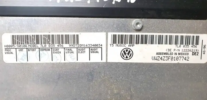 Volkswagen Multivan T5 (2003 - 2015) 7L0035456 Усилитель звука — фото 3