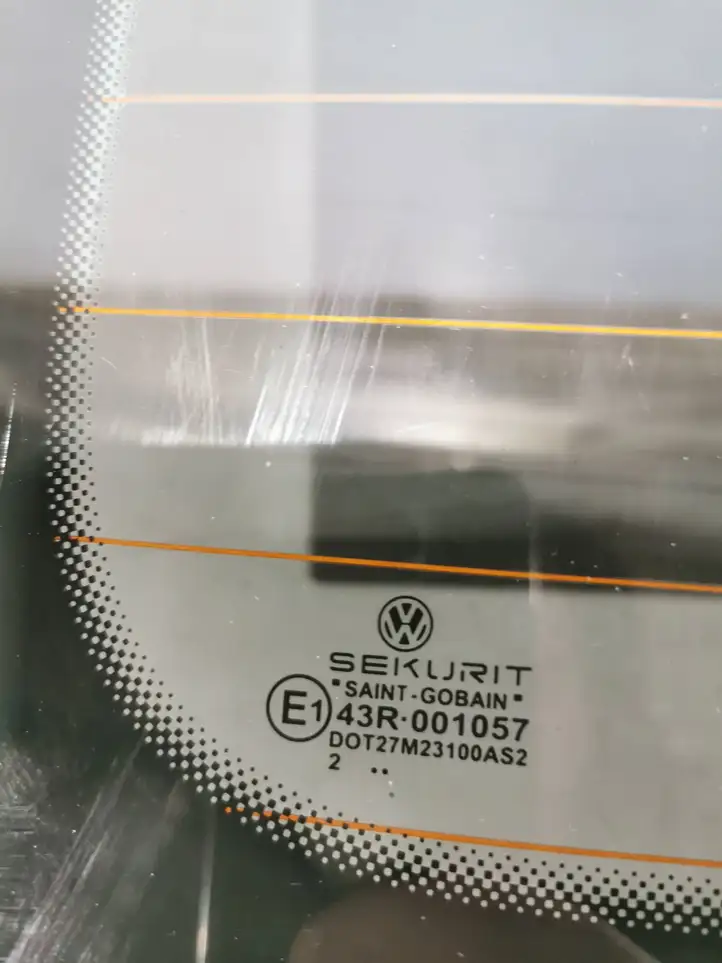 Volkswagen Transporter - Caravelle T5 (2009 - 2015) Стекло двери багажника — фото 6